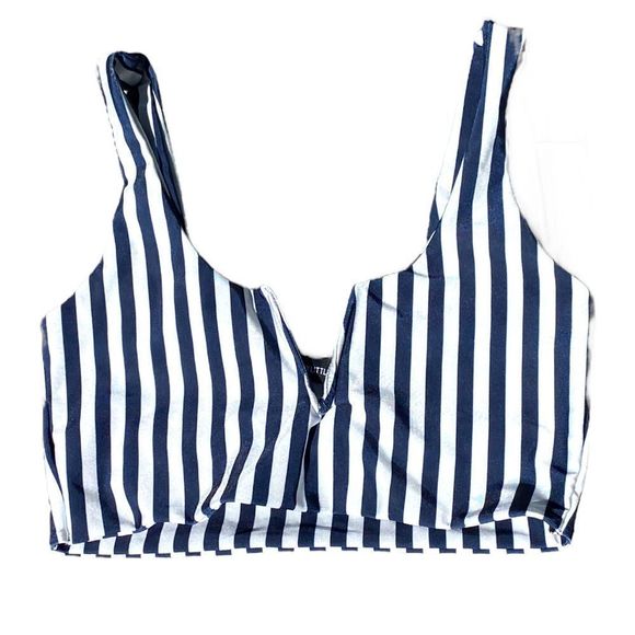 Pretty Little Thing Bikini Top - Picture 3 of 6